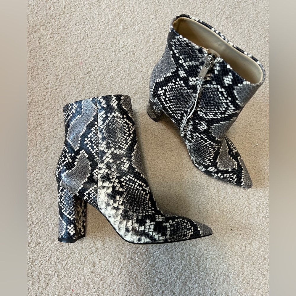 Marc Fisher LTD Ulani Pointy Toe Bootie